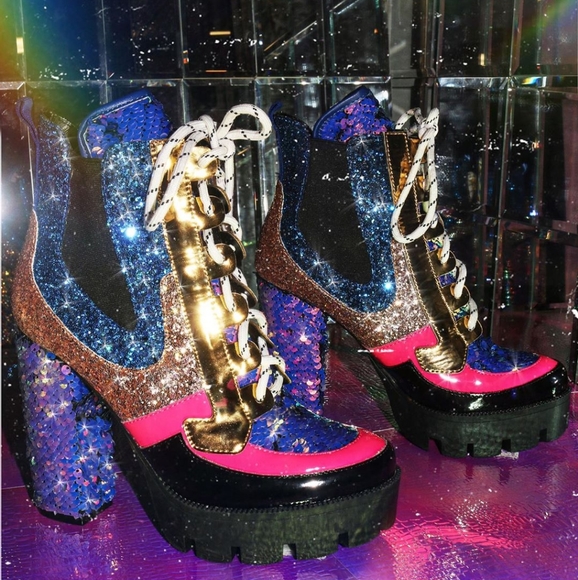 SARAH SIAH Shoes - Last Size 7  🖤 Sparklin Patent Lug Sole Platform